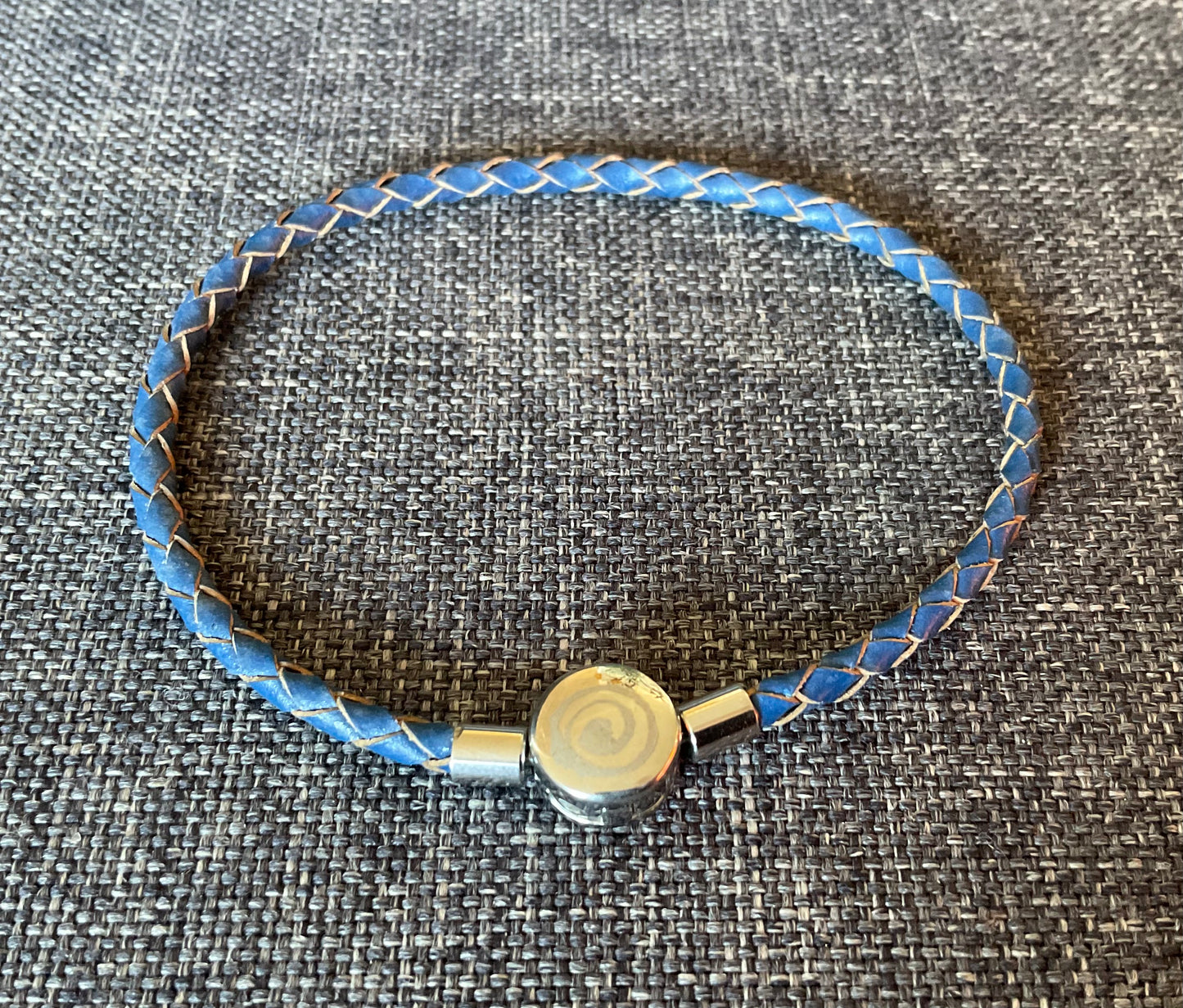 Leather Charm Bracelet 'Koru" (4mm)(No.3)