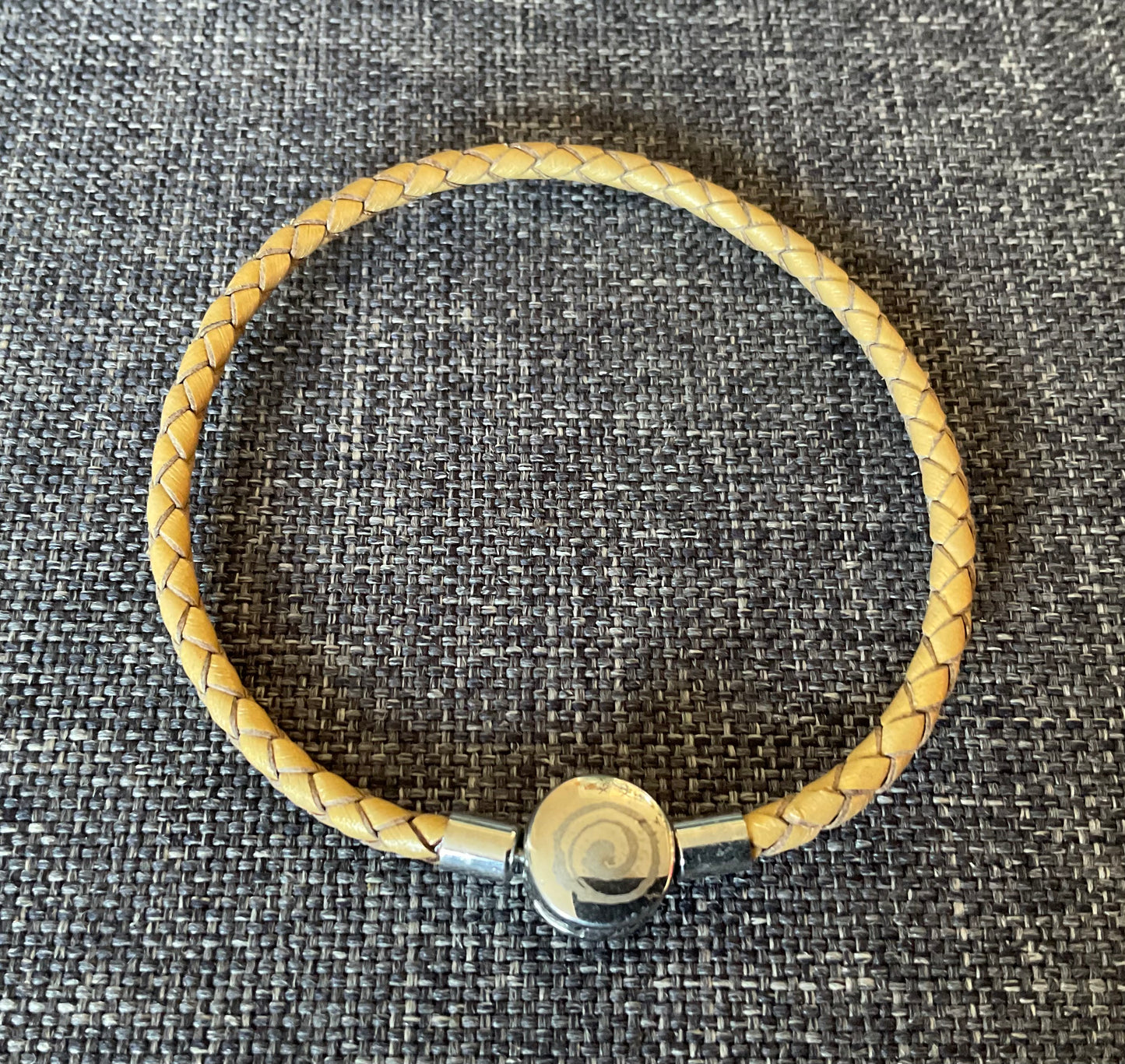 Leather Charm Bracelet 'Koru" (4mm)(No.3)