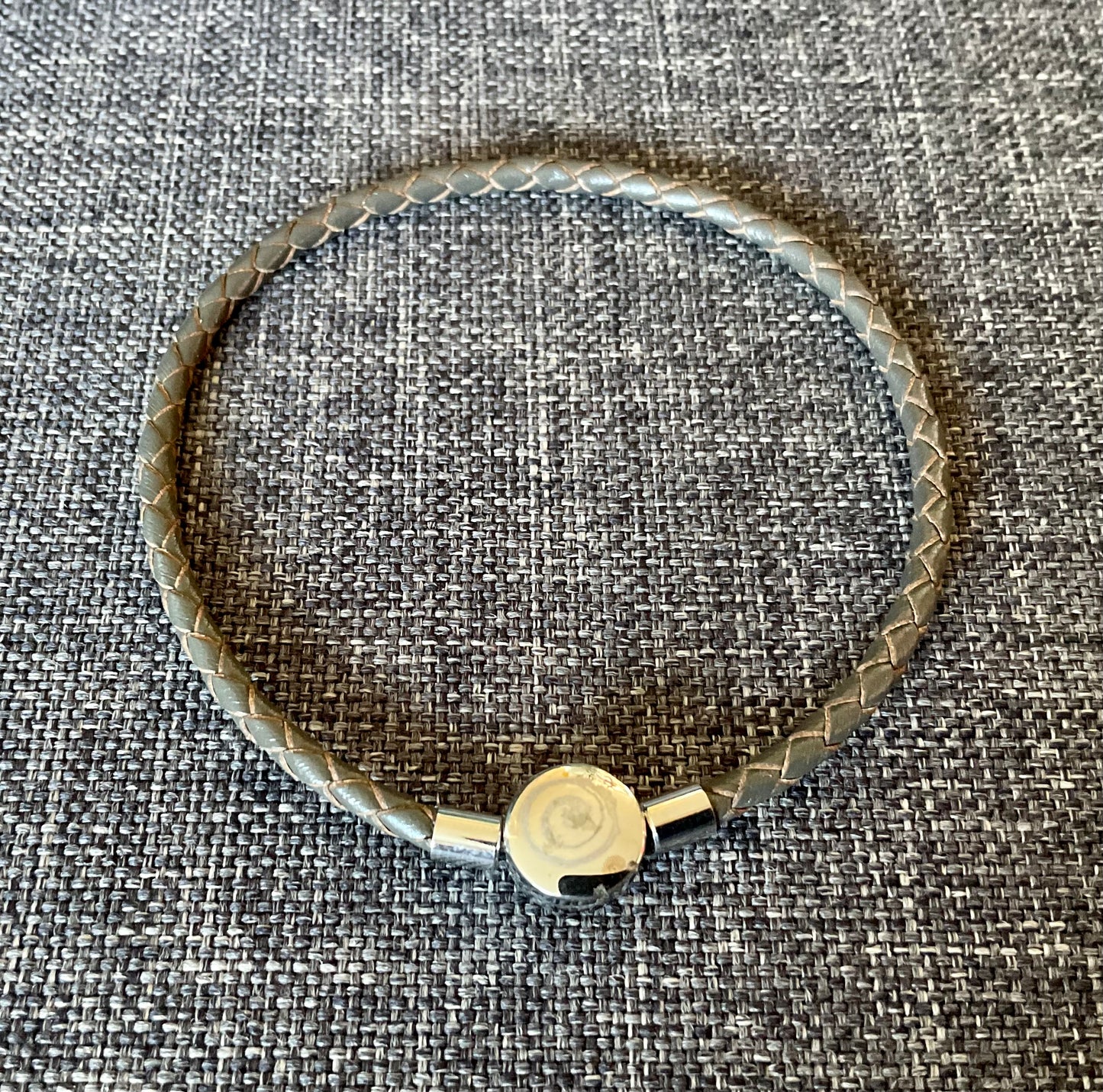 Leather Charm Bracelet 'Koru" (4mm)(No.3)