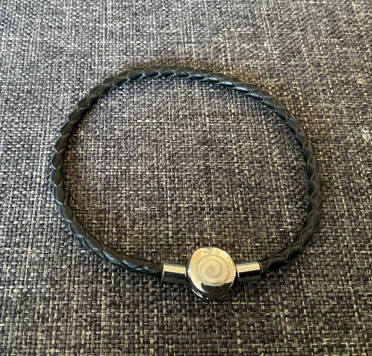 Leather Charm Bracelet 'Koru" (4mm)(No.3)