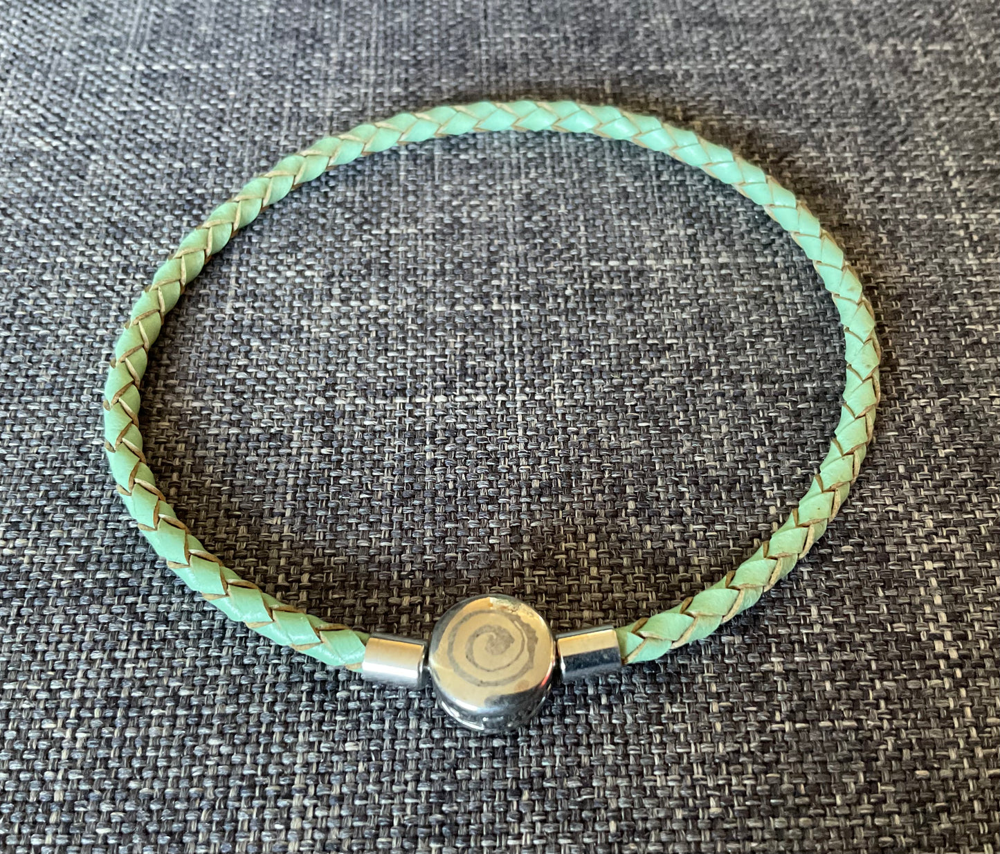 Leather Charm Bracelet 'Koru" (4mm)(No.3)