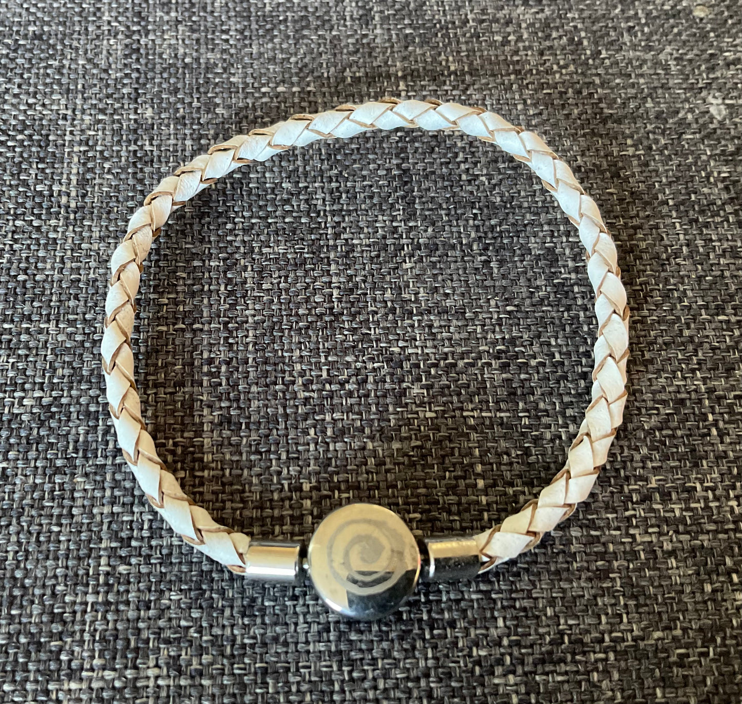 Leather Charm Bracelet 'Koru" (4mm)(No.3)