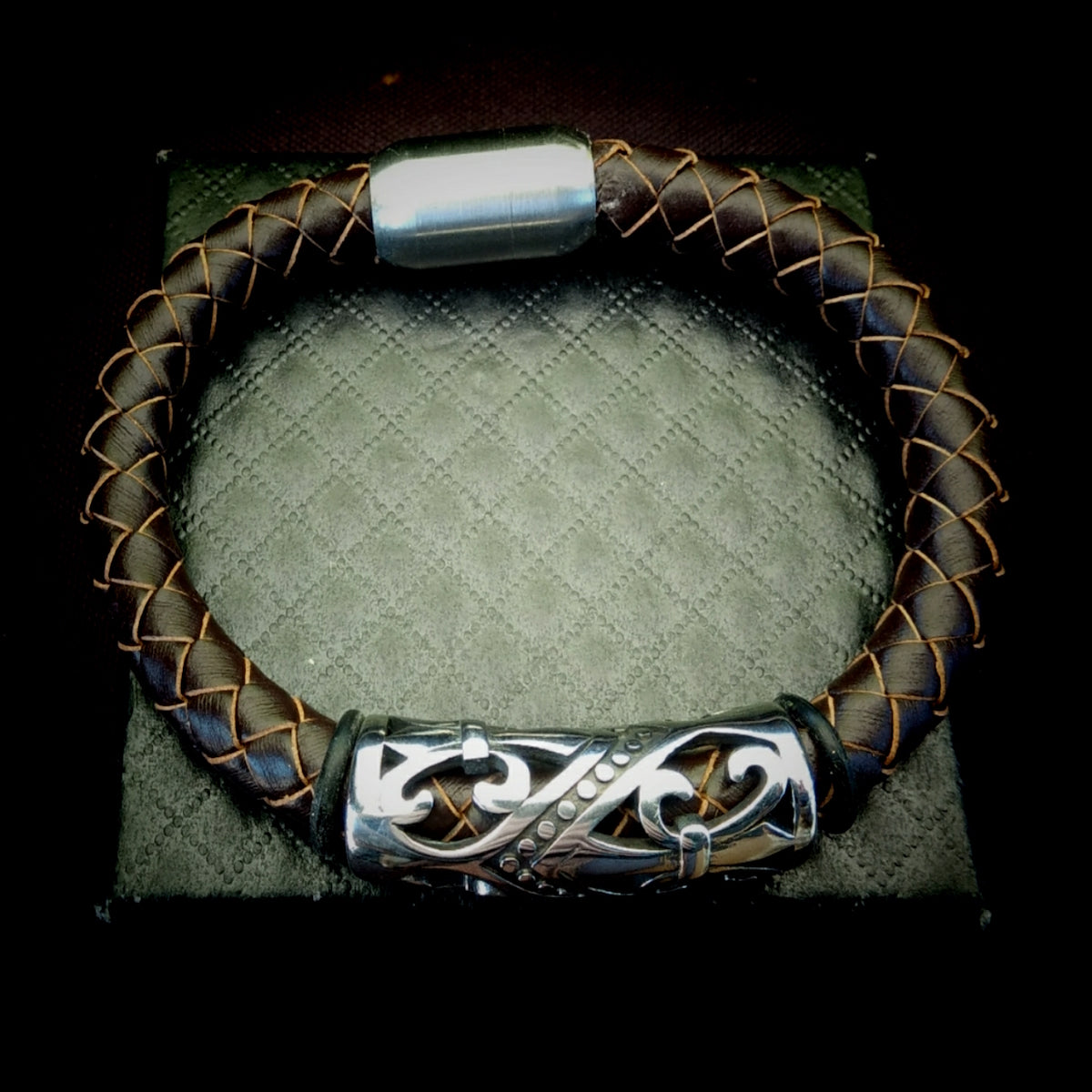 2006 Unisex Genuine Leather Band ‘Colonial Māori’ (8mm)