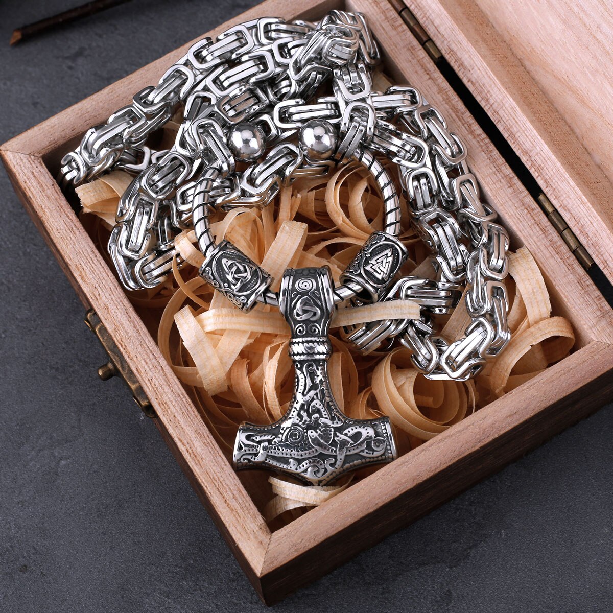 viking odins hammer pendant