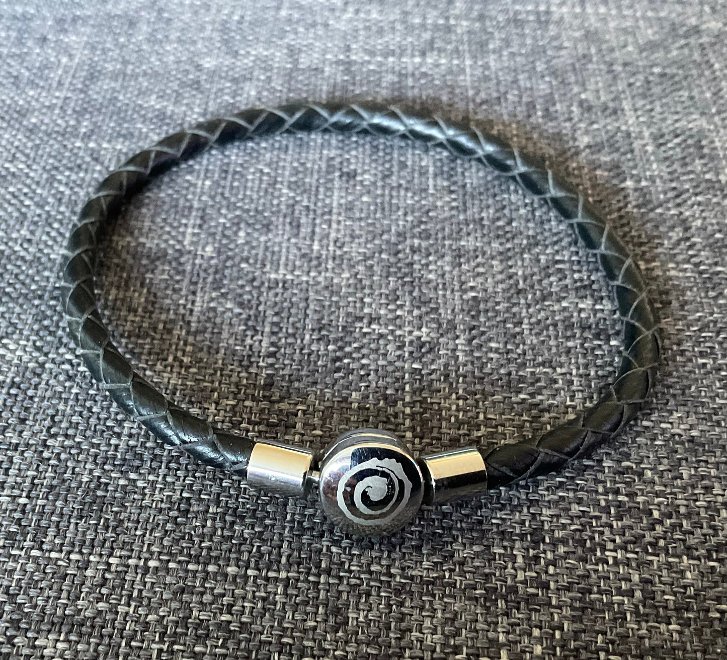 Leather Charm Bracelet 'Koru" (4mm) (No.1)