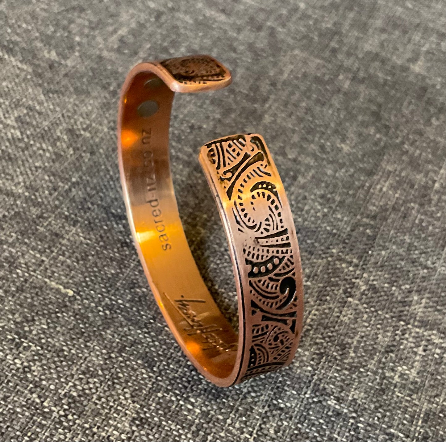 B4  100% Pure Copper Magnetic Band ‘Tripitaka’