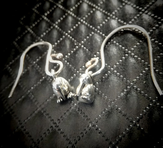 E01 Sterling Silver Baby Kiwi Earings