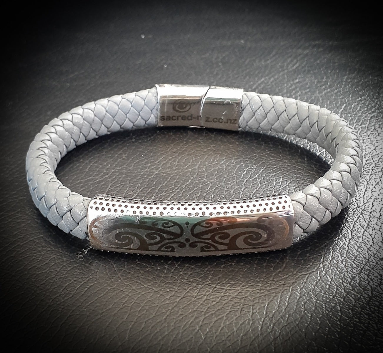 NZ Leather unisex Bracelet "NZ Warrior" 10mm